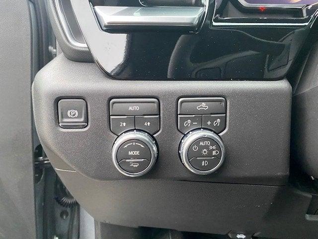 new 2026 GMC Sierra 1500 car, priced at $48,472