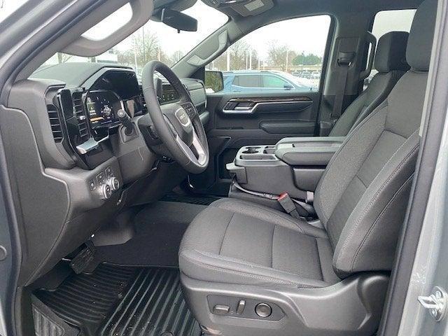 new 2026 GMC Sierra 1500 car, priced at $48,472