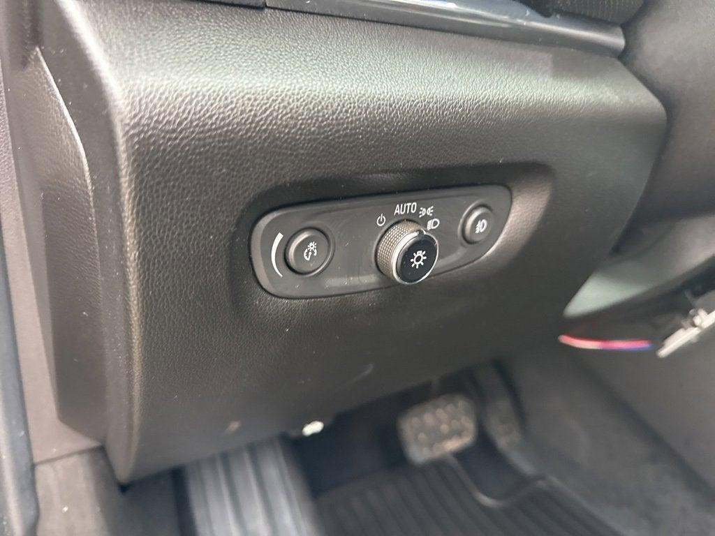 used 2018 Chevrolet Traverse car, priced at $16,007