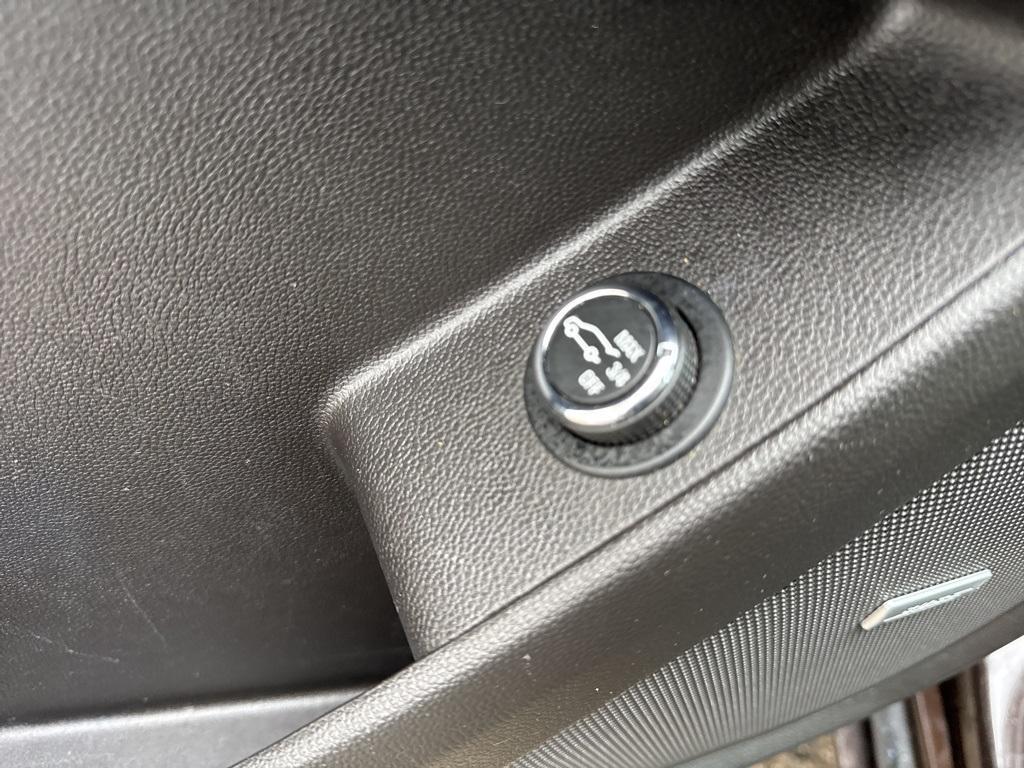 used 2018 Chevrolet Traverse car, priced at $16,995