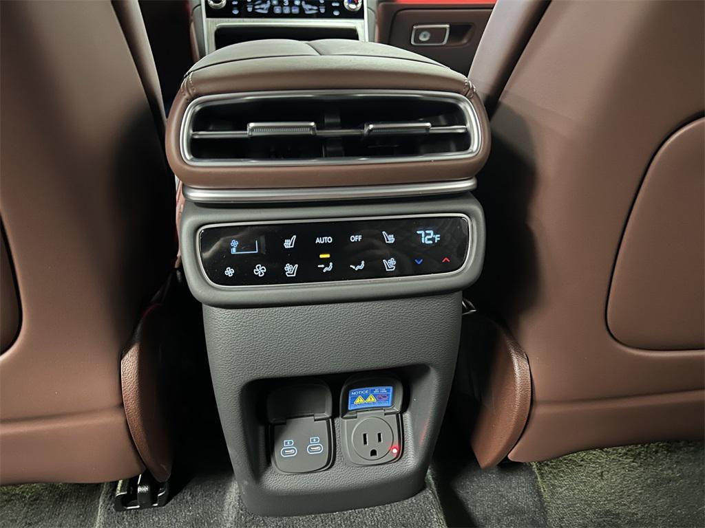 new 2025 Genesis GV80 car, priced at $78,953