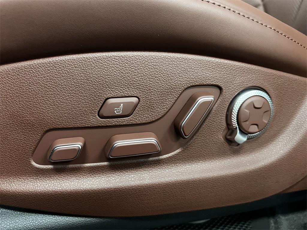 new 2025 Genesis GV80 car, priced at $79,113