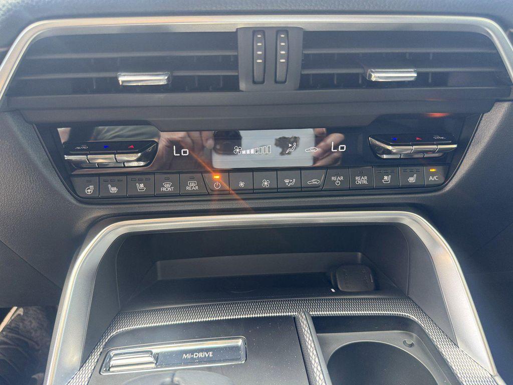 new 2026 Mazda CX-70 car