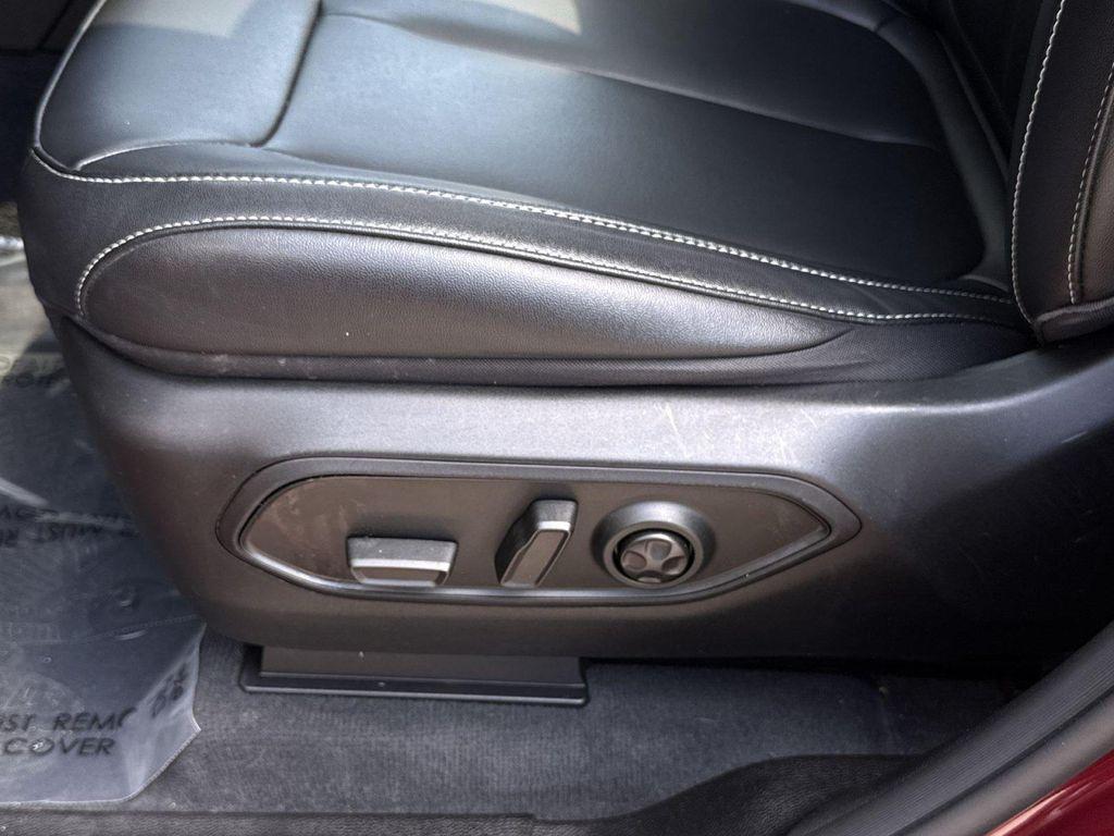 used 2023 Jeep Grand Cherokee car, priced at $30,595
