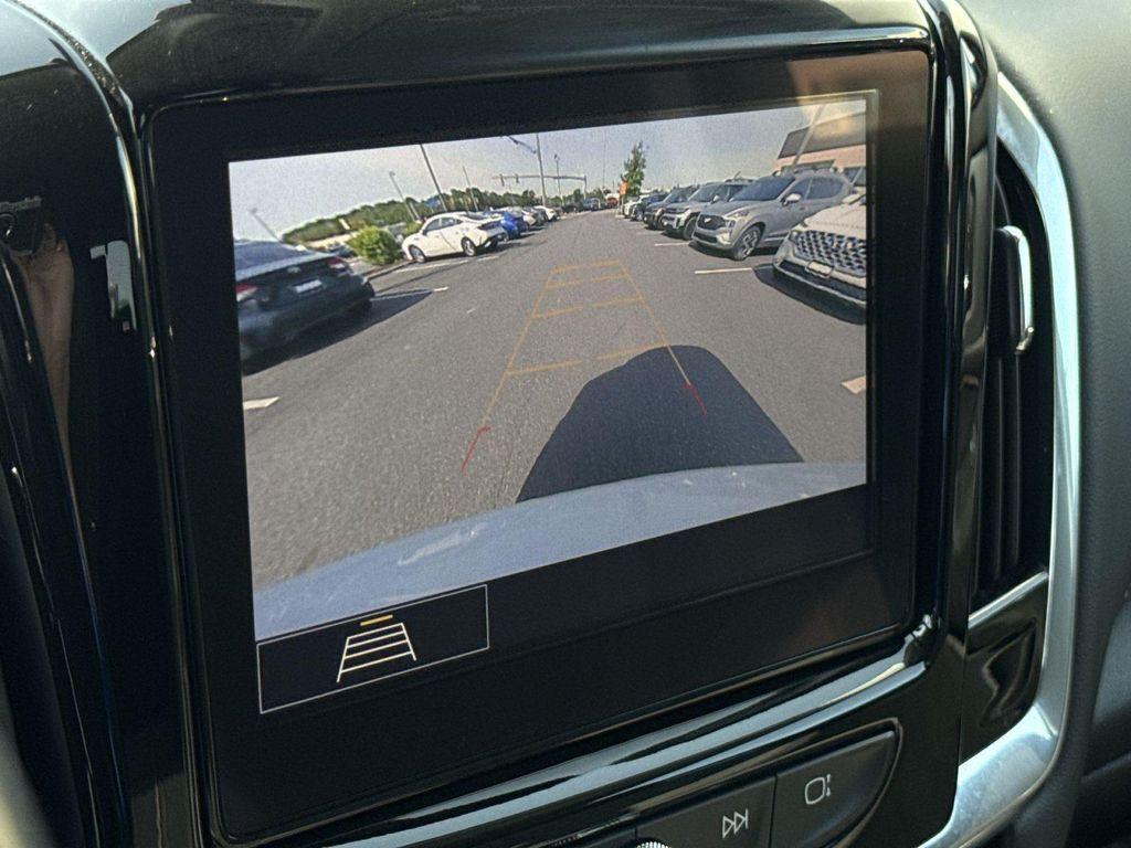 used 2021 Chevrolet Traverse car, priced at $19,895