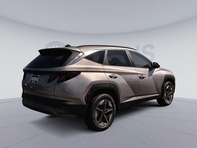 new 2026 Hyundai TUCSON Hybrid car, priced at $32,065