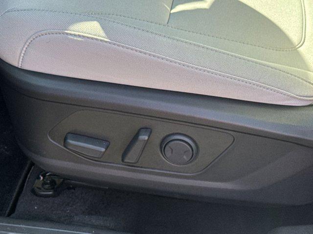 new 2026 Hyundai TUCSON Hybrid car, priced at $32,065