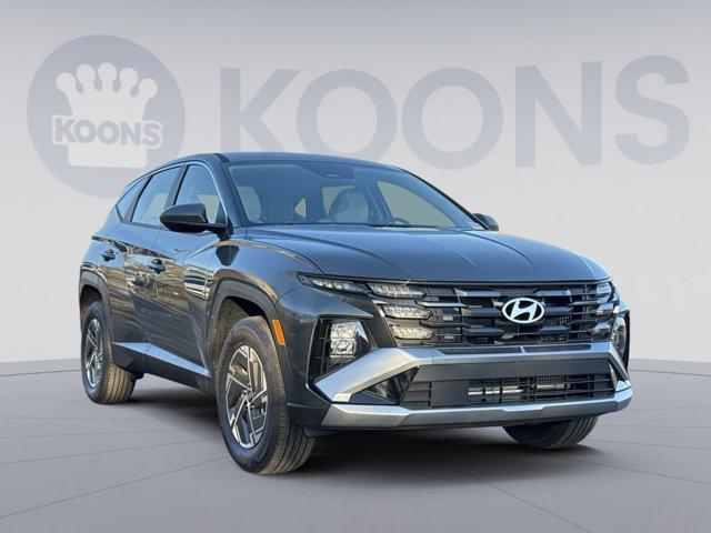 new 2026 Hyundai TUCSON Hybrid car, priced at $30,358