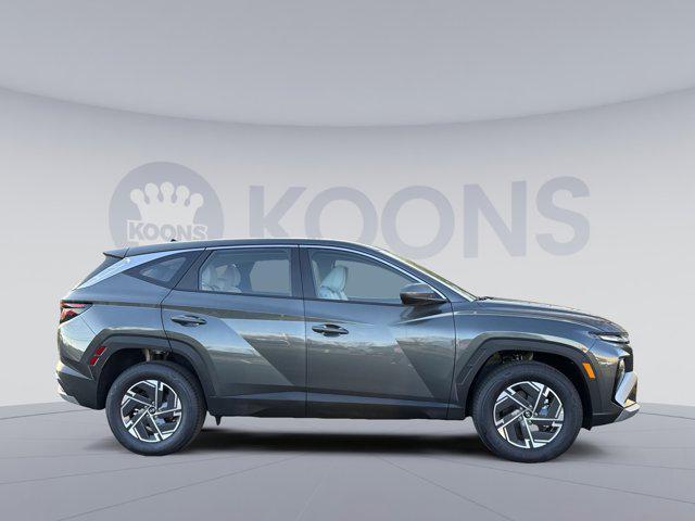 new 2026 Hyundai TUCSON Hybrid car, priced at $30,358