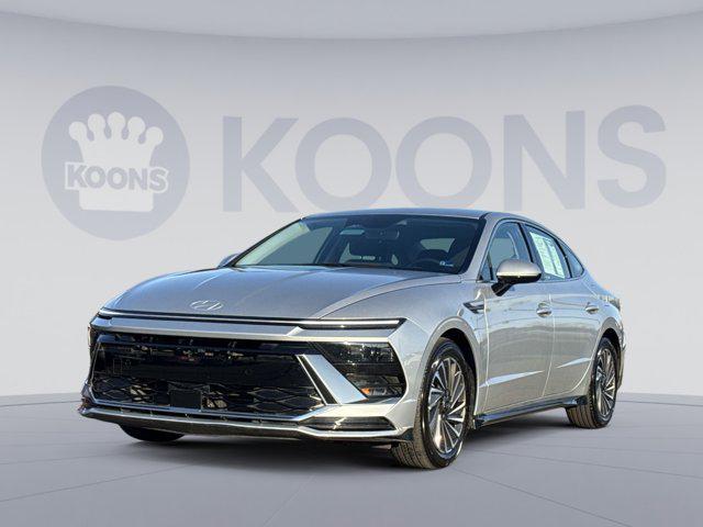 used 2025 Hyundai Sonata Hybrid car, priced at $24,000