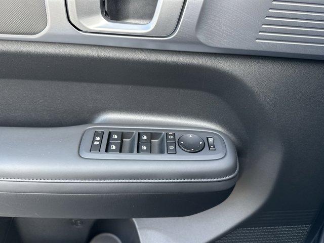 used 2025 Hyundai Santa Fe car, priced at $32,500