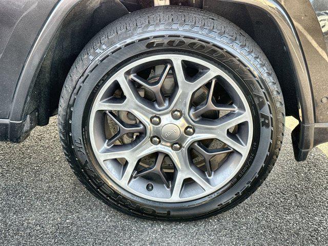 used 2018 Jeep Grand Cherokee car, priced at $17,500
