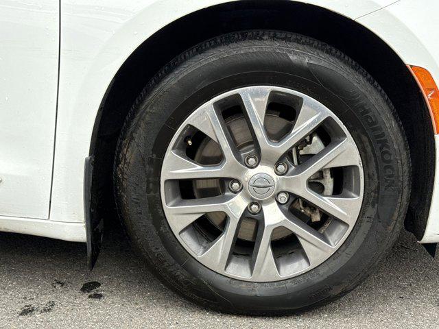 used 2021 Chrysler Pacifica car, priced at $16,500