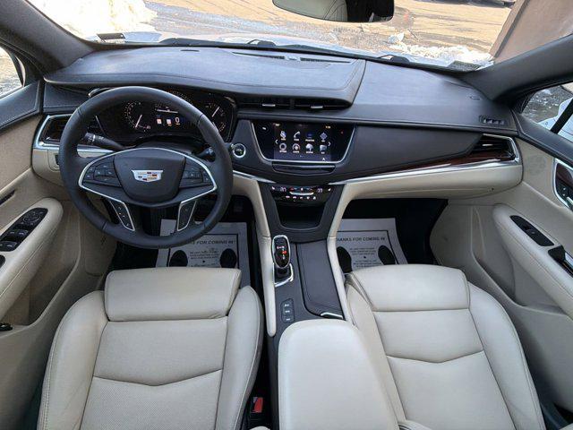 used 2017 Cadillac XT5 car, priced at $14,000