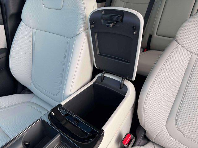 new 2026 Hyundai TUCSON Hybrid car, priced at $33,797