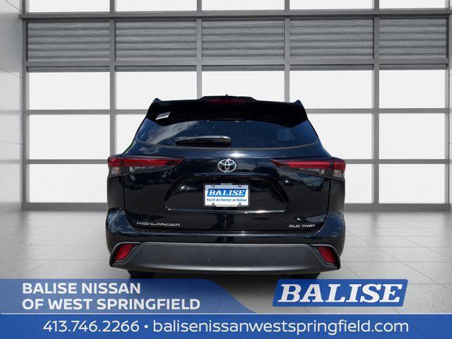used 2025 Toyota Highlander car, priced at $44,272