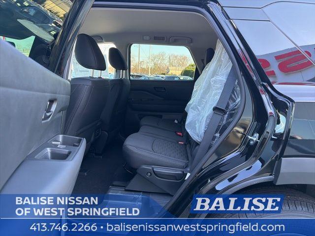 new 2026 Nissan Pathfinder car, priced at $39,623