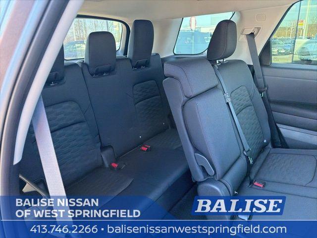 new 2026 Nissan Pathfinder car, priced at $38,919