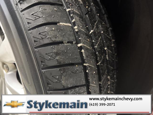 used 2019 Chrysler Pacifica car, priced at $15,942