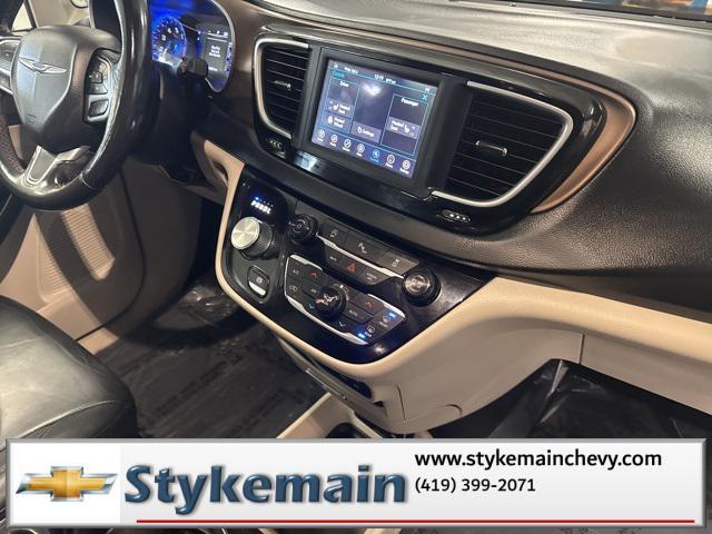 used 2019 Chrysler Pacifica car, priced at $15,942