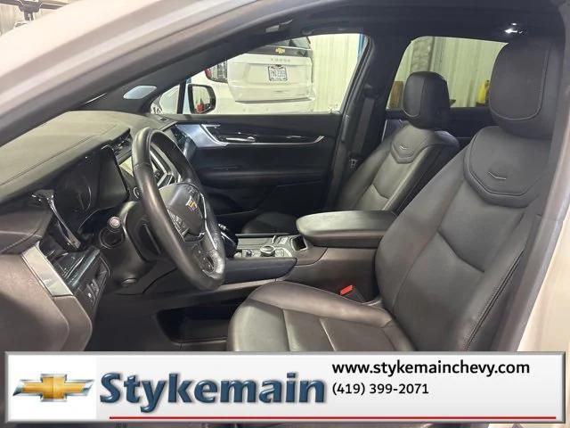 used 2024 Cadillac XT5 car, priced at $28,500