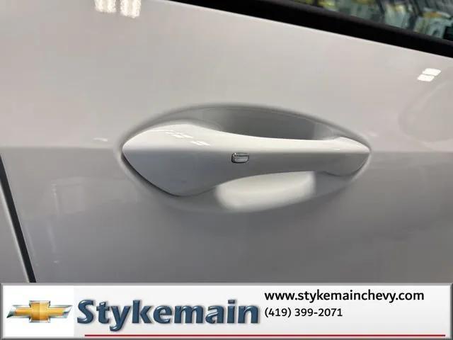 new 2026 Chevrolet Trax car, priced at $25,623