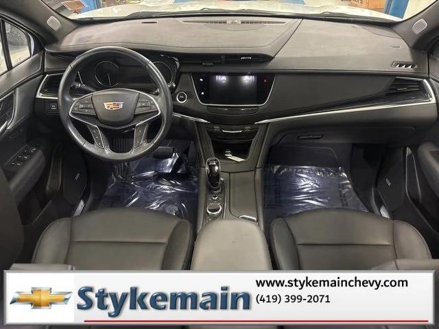 used 2024 Cadillac XT5 car, priced at $28,000