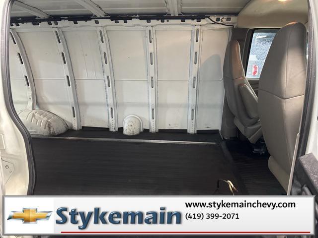 used 2009 GMC Savana 2500 car, priced at $5,000