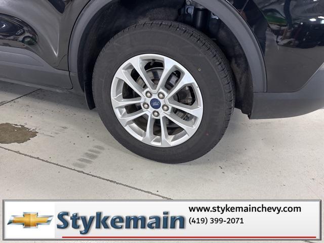 used 2022 Ford Escape car, priced at $17,123