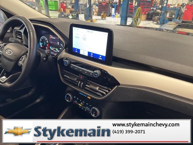 used 2022 Ford Escape car, priced at $17,123