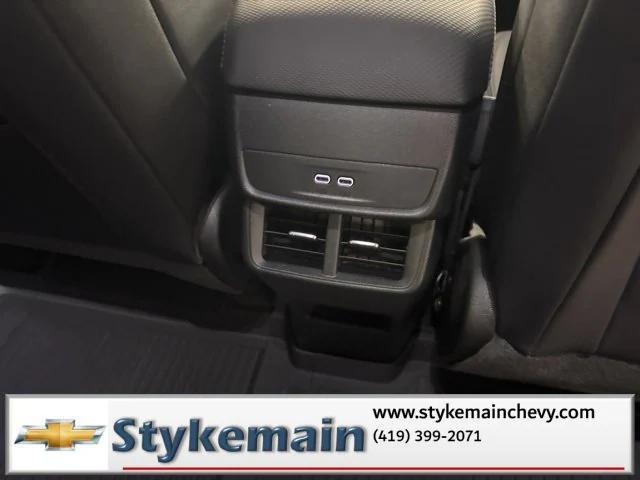 new 2026 Chevrolet Equinox car, priced at $32,101