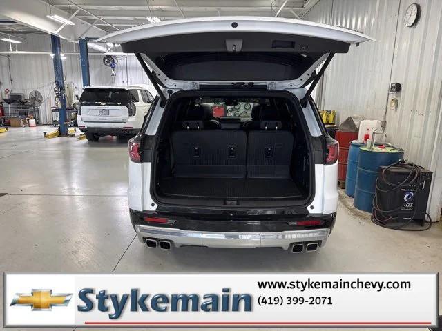 used 2024 GMC Acadia car, priced at $42,556