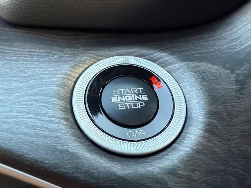 new 2025 Jeep Grand Cherokee L car, priced at $49,730