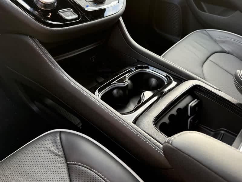 new 2026 Chrysler Pacifica car, priced at $48,987