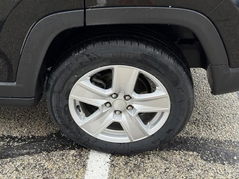 used 2022 Jeep Compass car, priced at $23,203