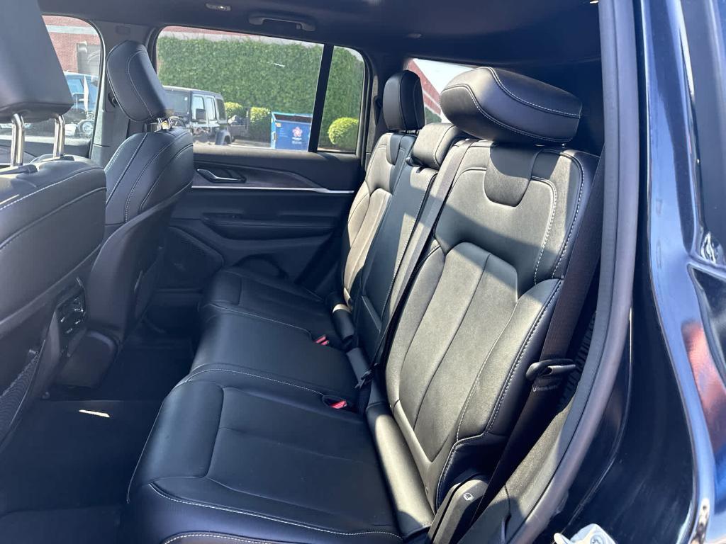 used 2024 Jeep Grand Cherokee car, priced at $36,994