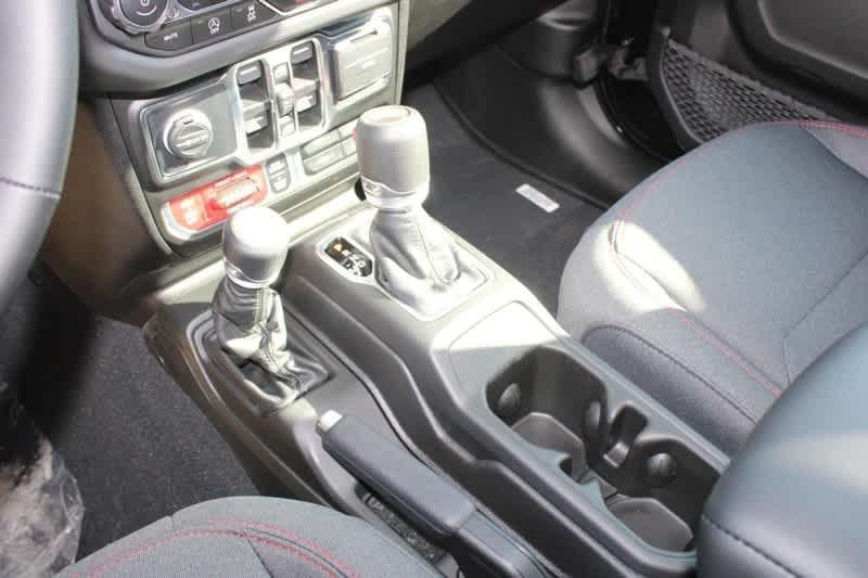 new 2025 Jeep Gladiator car, priced at $52,014