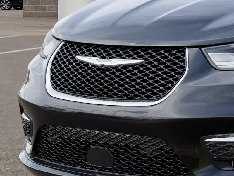 new 2026 Chrysler Pacifica car, priced at $44,483