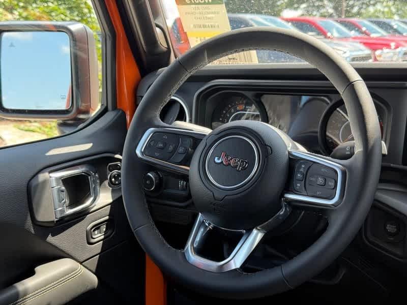 new 2025 Jeep Wrangler car, priced at $49,987