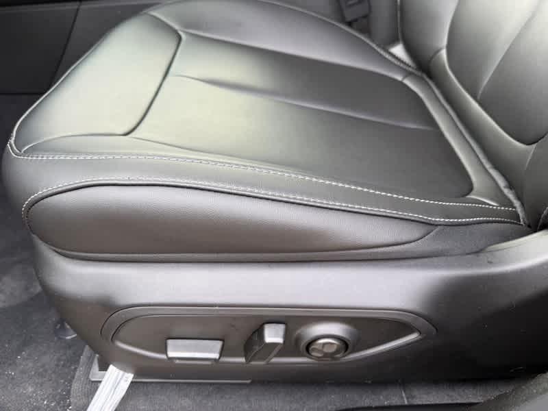 new 2026 Jeep Grand Cherokee L car, priced at $51,846