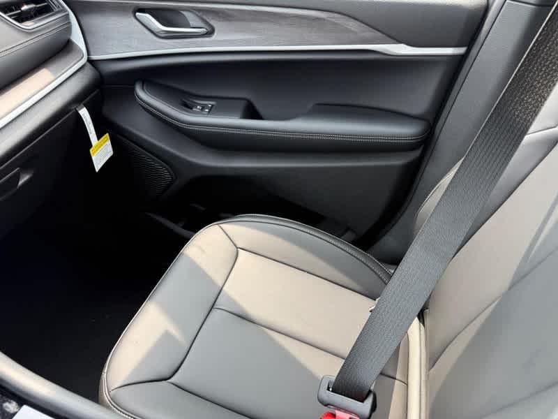 new 2025 Jeep Grand Cherokee L car, priced at $45,718