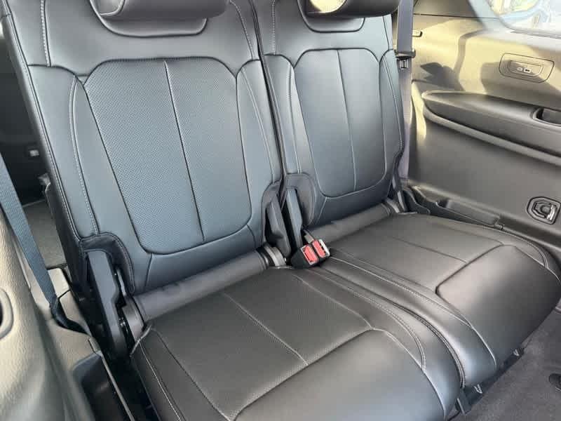 new 2025 Jeep Grand Cherokee L car, priced at $50,348