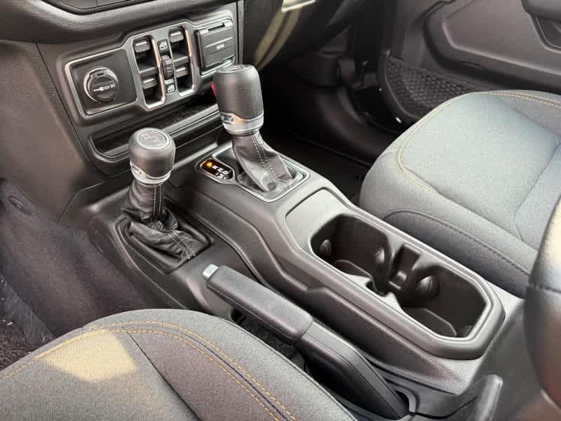 new 2026 Jeep Gladiator car, priced at $46,929