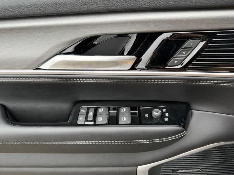 new 2026 Jeep Grand Wagoneer L car, priced at $72,498