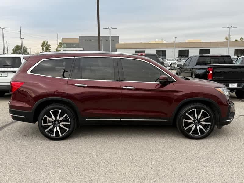 2021 Deep Scarlet Pearl Honda Pilot