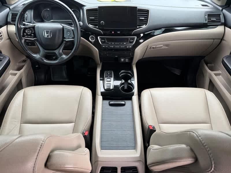 2021 Deep Scarlet Pearl Honda Pilot