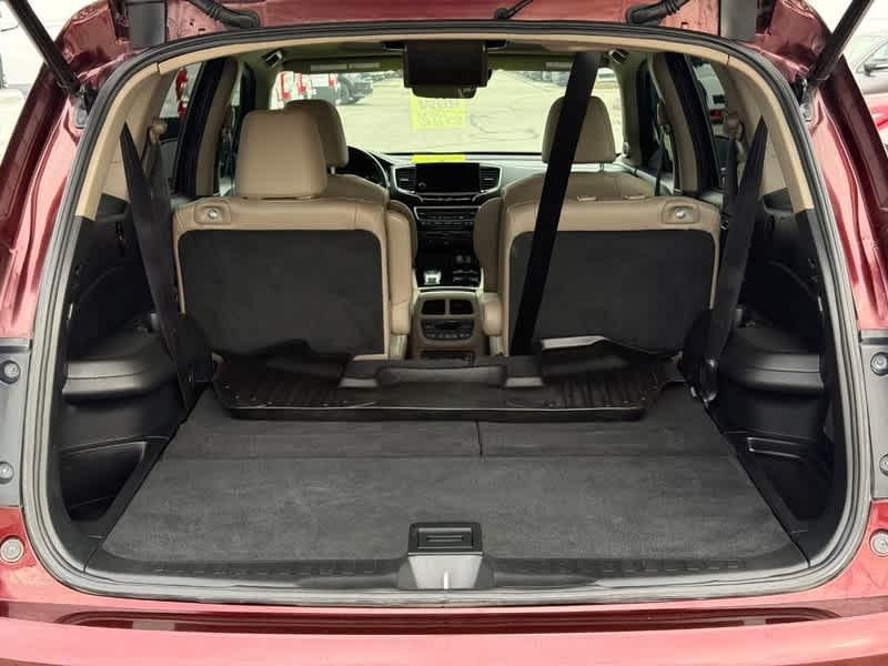 2021 Deep Scarlet Pearl Honda Pilot