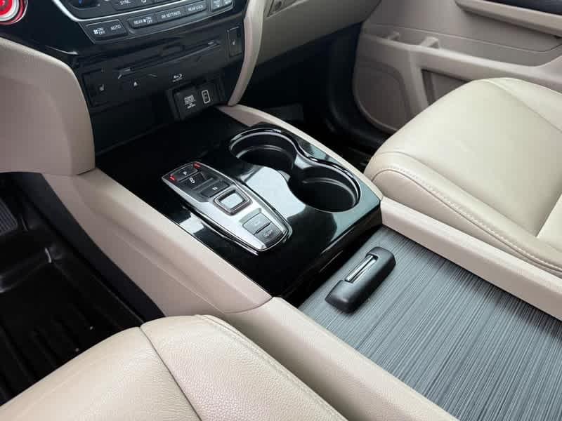 2021 Deep Scarlet Pearl Honda Pilot