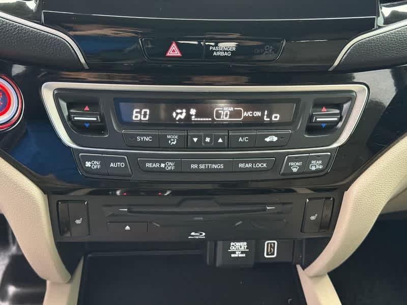 2021 Deep Scarlet Pearl Honda Pilot
