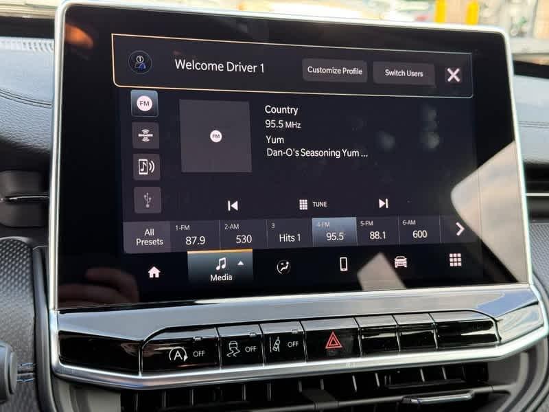 new 2026 Jeep Compass car, priced at $31,593